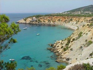 Imagen de Cala d'Hort. Foto: Eivissaweb.