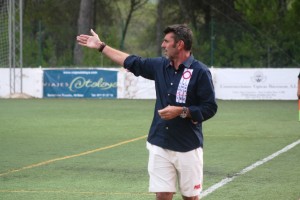 Vicente Román, técnico del San Rafael. Fútbol Pitiuso