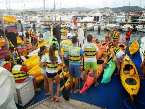 Varios de los participantes momentos antes de iniciarse el XIV Día de la Piragua. Foto: CNSA
