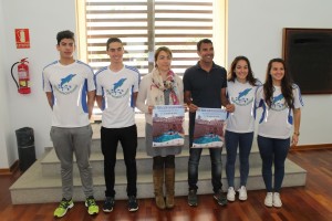 En la imagen, un momento de la presentación de estos trofeos.