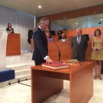 Vicent Serra jura su cargo como conseller de la oposición del Consell de Ibiza.