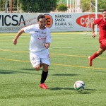 Ramiro esprinta por la banda.