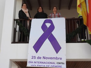 La consellera de Benestar Social, Vanessa Parellada, i la presidenta d'Espai Dones, Vanessa Diaz.