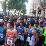 Momentos antes de la salida de la carrera popular.