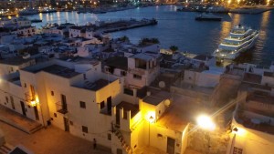 Imagen del barrio de Sa Penya, en la noche del lunes, horas antes del desalojo.