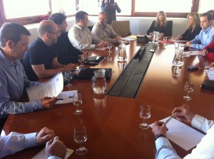 Imatge de la primera reunió de la Comissió Informativa. Foto: D.V.