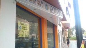 La antigua tienda Tot Music se alquila en la calle Canarias. 