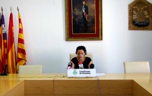 Alejandra Ferrer anuncia los acuerdos alcanzados para regular las viviendas turísticas