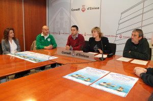 A la imatge, un moment de la roda de premsa celebrada al Consell Insular d'Eivissa. 