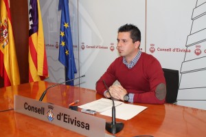 El conseller Rafa Triguero durant la presentació dels pressupostos. Foto: Consell Insular d'Eivissa.