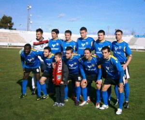 Alineación del Formentera que este mediodía ha perdido en el campo del Poblense por 3-2. Foto: FÚTBOL BALEAR