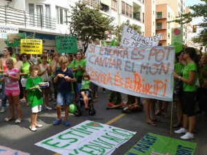 Una imatge d'una protesta contra la política educativa del Govern de les Illes Balears.
