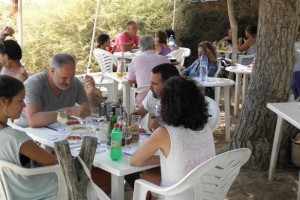 Zubizarreta, comiendo en sa Platjeta, Formentera