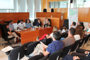 La Sala de Plens del Consell d'Eivissa ha acollit aquest matí el primer Forum de Mobilitat Elèctrica