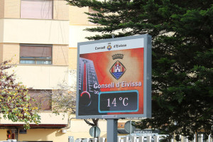 Imatge de la pantalla lluminosa informativa del Consell d'Eivissa.