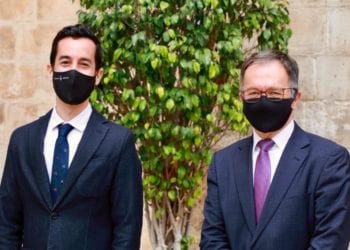Javier Torres, conseller insular de Transportes, y Josep Marí Ribas ‘Agustinet’, conseller balear de Transportes.