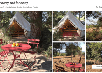 Tienda de campaña en la plataforma Airbnb en un anuncio antiguo.