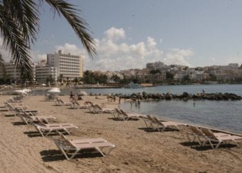 Ses Figueretes, en una imagen de Ibiza.Travel