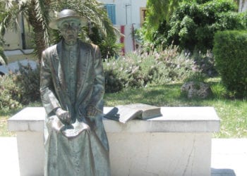 Estàtua d'Isidor Macabich a Dalt Vila. Foto: K-lenda