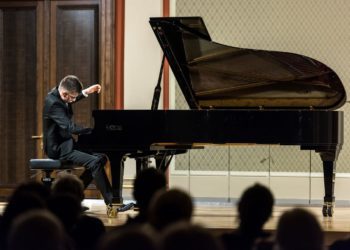 Arthur Coatalen toca hoy en el Festival Internacional de Piano de Ibiza en Sant Carles.