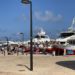 Imagen de llegada masiva de excursiones marítimas a Formentera sin control, según la denuncia de Alejandra Ferrer. Foto de A. Ferrer en Twitter
