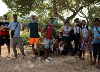 Imagen de archivo de migrantes llegados a Formentera: Foto: Franco Giomi.