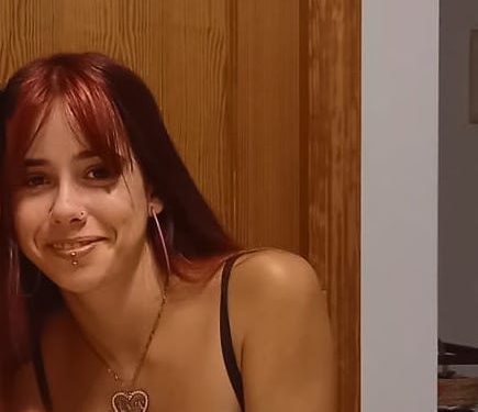Lucía, la chica desaparecida, en una imagen reciente facilitada a Noudiari por su madre.