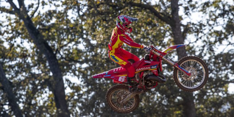 Elias Escandell durante una de las pruebas del europeo EMX Francia.