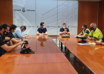 Reunión de la Mesa de Transporte Ilegal.