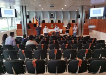 Un momento de la reunión con los clubes.