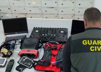 Objetos recuperados por la Guardia Civil de Sant Antoni.