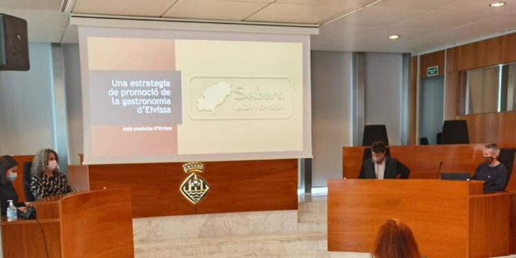 Imagen de la presentación del Consell  Insular de Impulso del producto local.