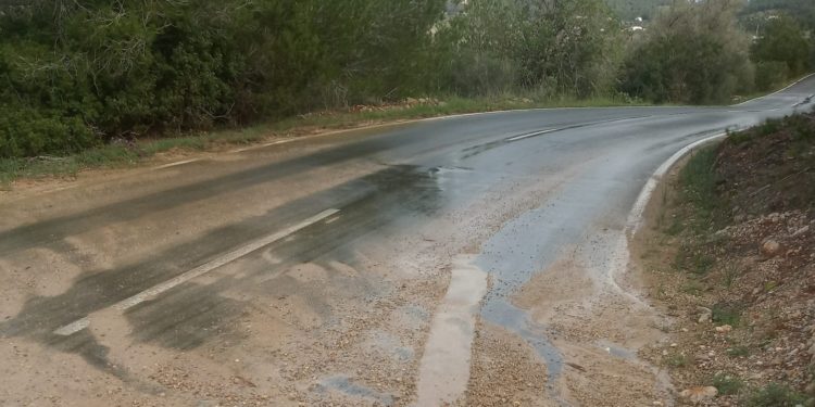 Carretera afectada por las intensas lluvias en noviembre de 2021.