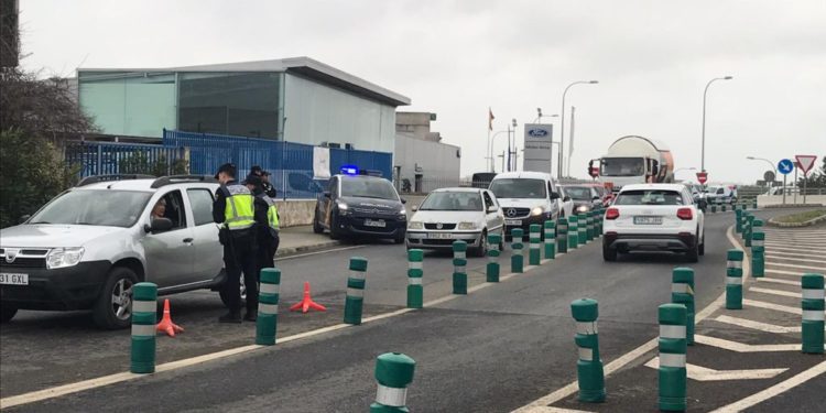 Control policial durante el confinamiento en Ibiza. Foto L.F.A