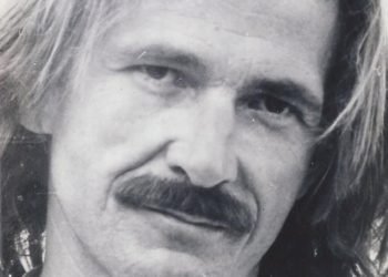 Antonio Escohotado, en una imagen en Ibiza en 1976. Fuente Wikipedia