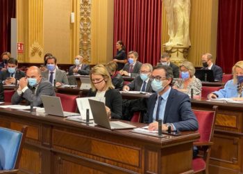 La bancada popular del Parlament.