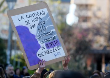 Imatge d'arxiu d'un 8M a Vila. Imatge de Toni Escobar.