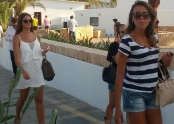 Imagen de archivo de turistas en Ibiza.