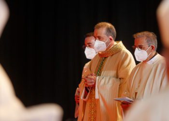 Vicente Ribas, Obispo de Ibiza, en su ordenación. Foto de Toni Escobar