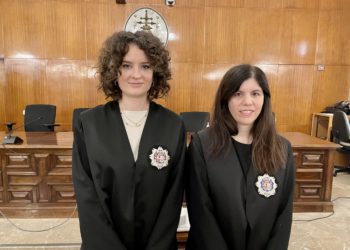 María Macarena de Carvajal, a la izquierda, se incorpora al Juzgado número 5 de Ibiza