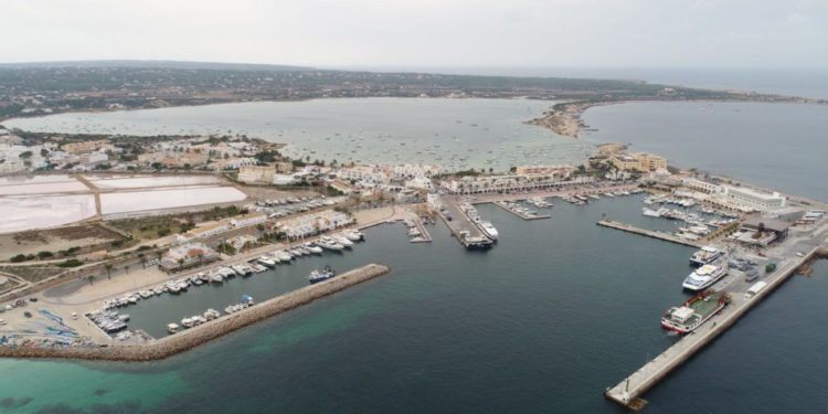 El puerto de la Savina en una imagen de archivo. Foto: J. A. Arribas.