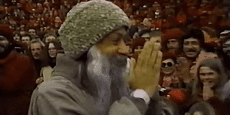 Fotograma de la docuserie 'Wild wild country' de Netflix.