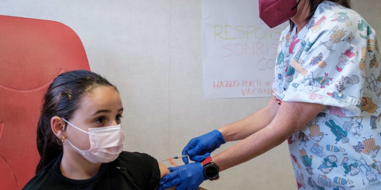 Comienzo de la vacunación de niños entre 9 y 11 años en Ibiza. Centro de Salud de Sant Antoni