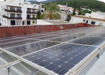 Placas solares en el Ayuntamiento de Sant Josep.