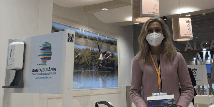 La alcaldesa Carmen Ferrer, este miércoles en Fitur. Ayuntamiento de St. Eulària.