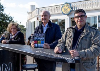 Neus Escandell, Pepe Roselló y Xescu Prats, el equipo que ha creado  'Pepe Roselló. La Ibiza vivida). Foto de Toni Escobar