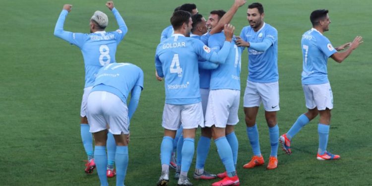 Imagen de archivo de jugadores de la UD Ibiza en Can Misses. Paco Natera (Fútbol Pitiuso).