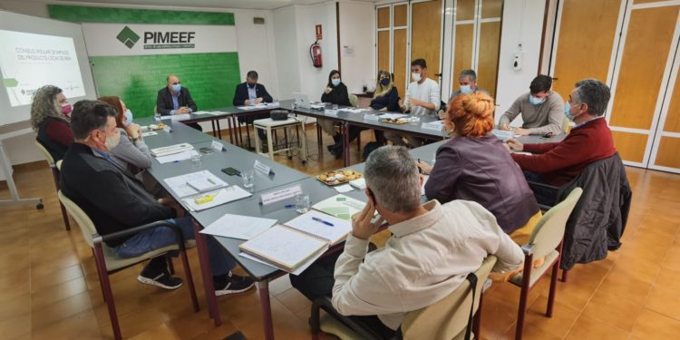 Imatge de la reunió del Consell Insular d'Impuls del Producte Local d'Eivissa. Cedida pel Consell d'Eivissa.