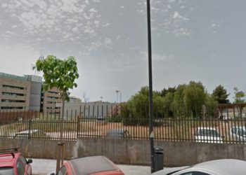 Solar al lado de la comisaría de Ibiza. Imagen de Google Maps.