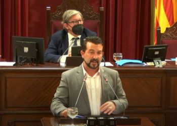 El diputat Antonio J. Sanz avui al Parlament.